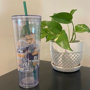 Walt Disney World/Starbucks 24oz Tumbler Cup